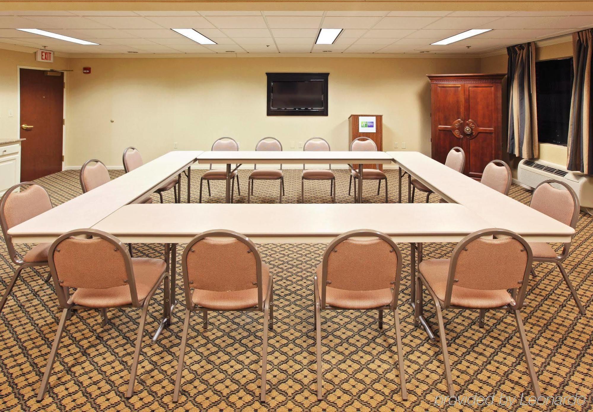 Comfort Inn & Suites Pine Bluff Instalações foto