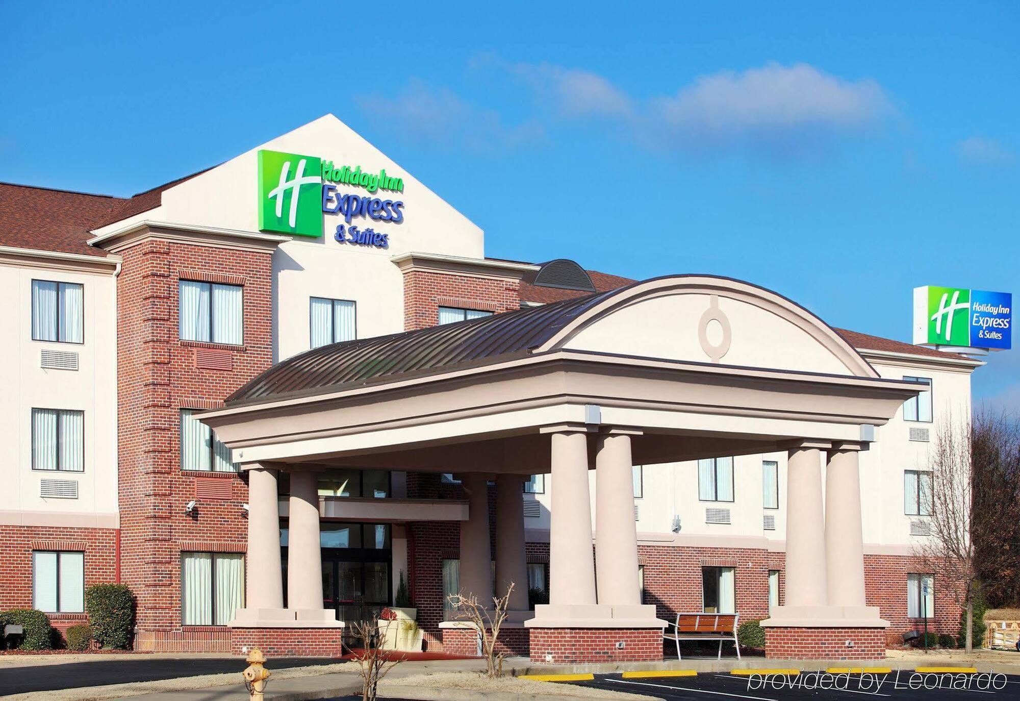 Comfort Inn & Suites Pine Bluff Exterior foto
